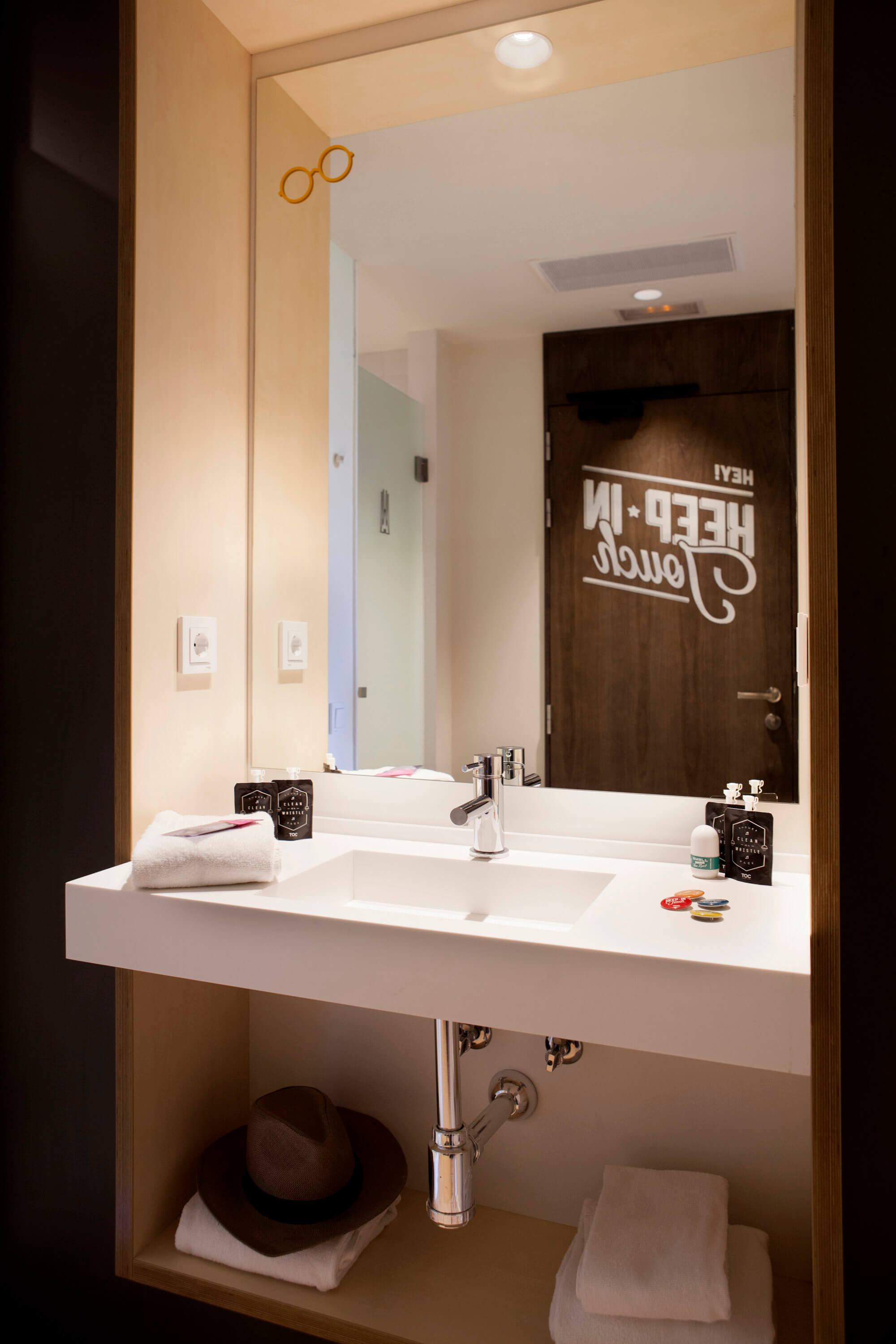 Image 8: Private Doble Room TOCHostel Madrid